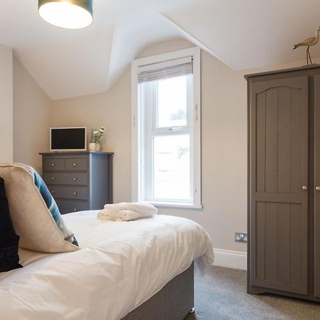 본머스 Stylish Town Centre House - 300Mbps, Parking & Sunny Decking 아파트 외부 사진