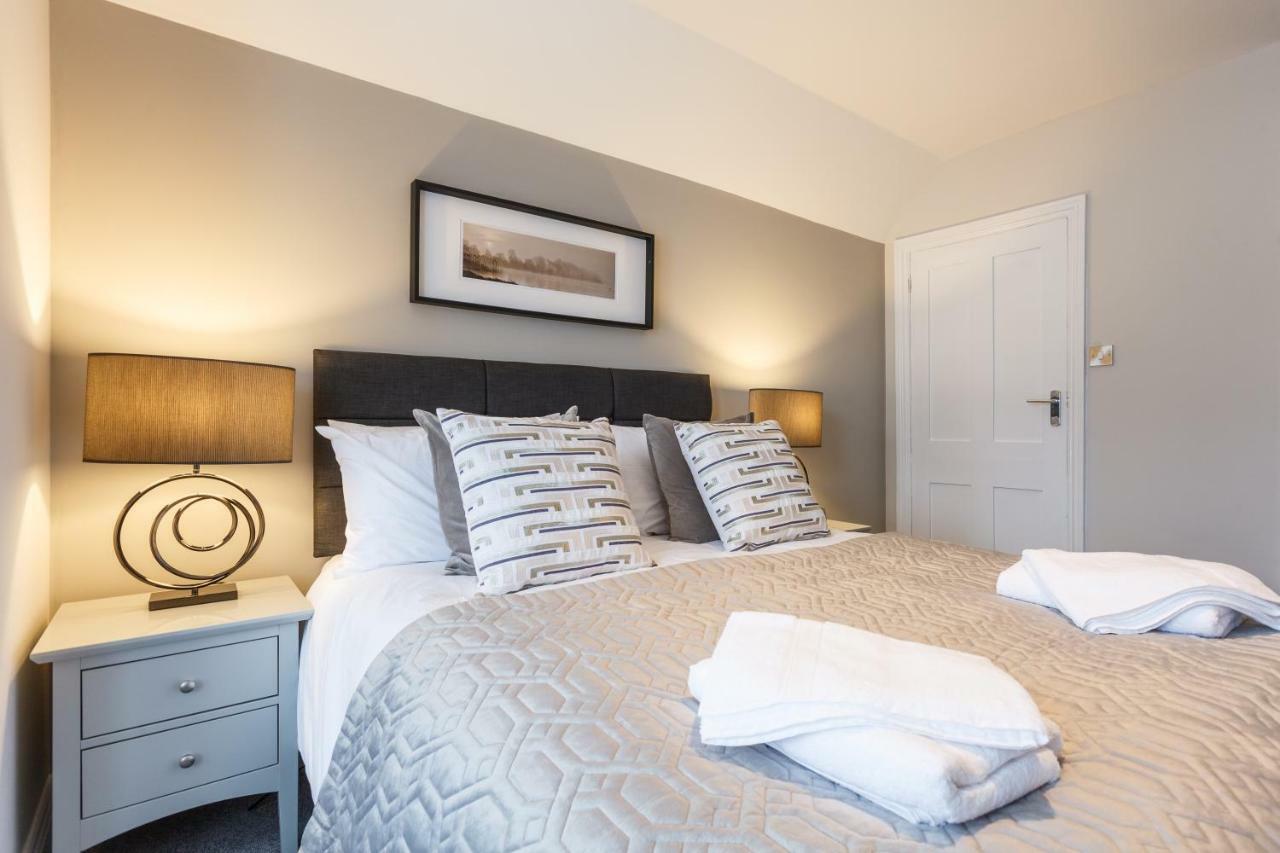 본머스 Stylish Town Centre House - 300Mbps, Parking & Sunny Decking 아파트 외부 사진